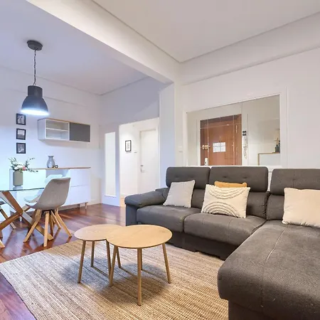 Vt Recien Renovada En Zabalburu * Bilbau