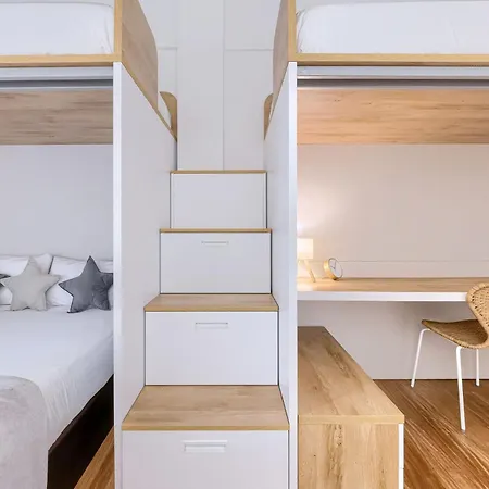 アパート Vt Recien Renovada En Zabalburu ビルバオ