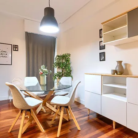 Vt Recien Renovada En Zabalburu 毕尔巴鄂